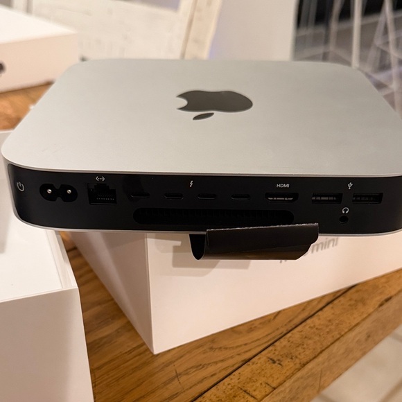 Apple 2023 Mac mini Desktop Computer, M2 Pro chip, 10‑core CPU, 16GB, 512GB SSD - Picture 16 of 16
